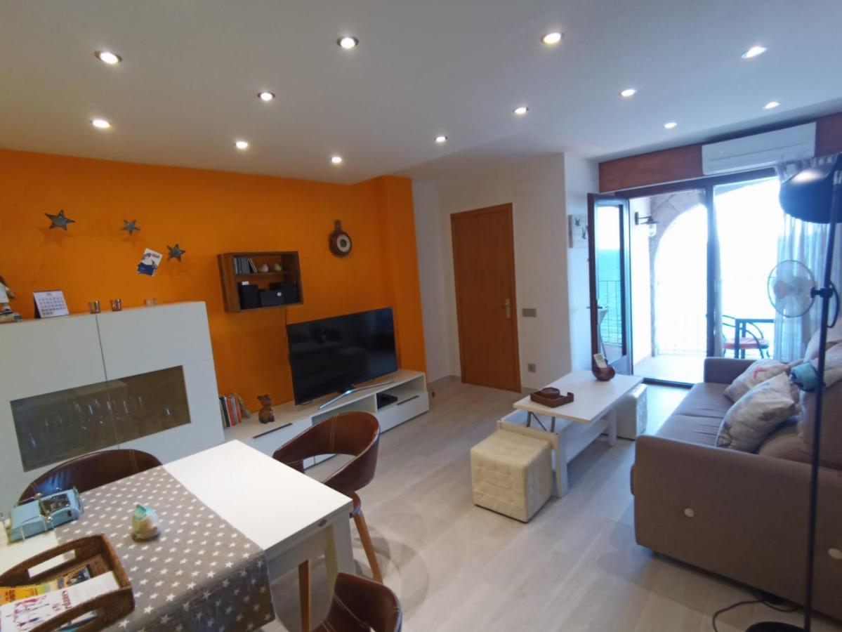 شقة Albatros House L' Escala المظهر الخارجي الصورة