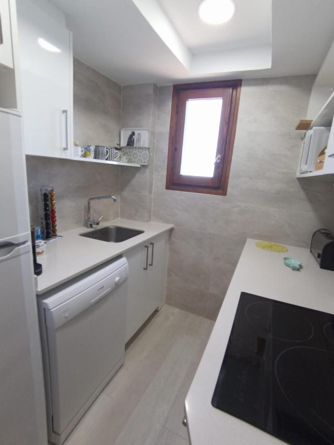 شقة Albatros House L' Escala المظهر الخارجي الصورة